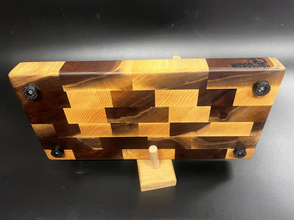 Krájecí prkénko z jasanu a ořechu cca 31x16x3cm