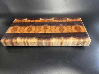 Krájecí prkénko z dubu a ořechu 43x21x4cm